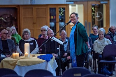 Peace-Vigil-photo-by-Tim-McKenna